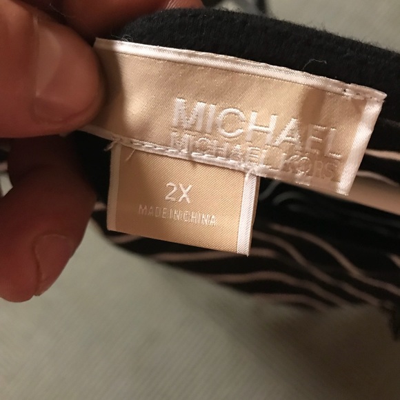Women’s Michael Kors top - Picture 2 of 2